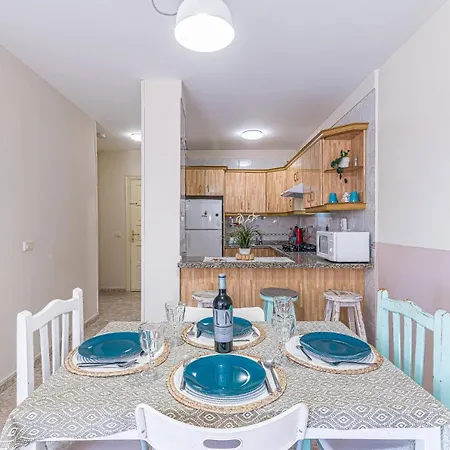 Alquilaencanarias-el Medano Delfines-2 Apartment